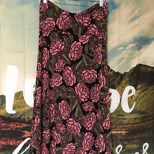 LuLaRoe Skirts - 💥Price Firm💥Lularoe Floral Maxi Skirt LuLaRoe Skirts - 💥Price Firm💥Lularoe Floral Maxi Skirt